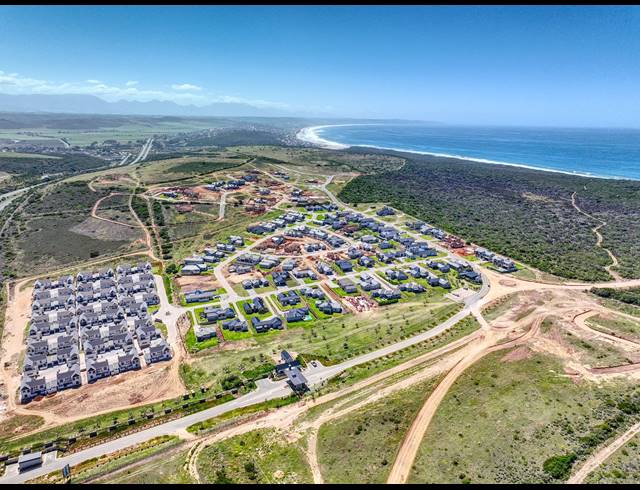 3 BEDROOM FREESTANDING FOR SALE IN HARTLAND LIFESTYLE ESTATE